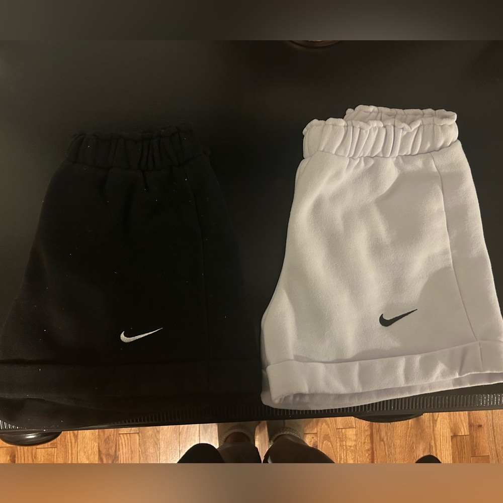 Nike comfy shorts